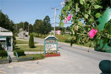 Midtown Motel Bennington Exterior photo